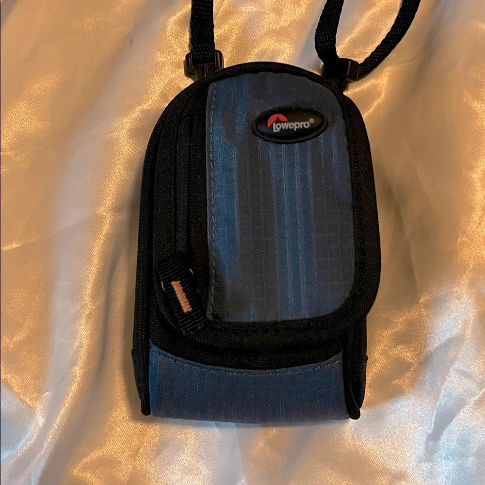 Camera Case Lowepro Ridge 30 Waist Belt Camera Bag 5x3x1.5 Blue/Black Electronic